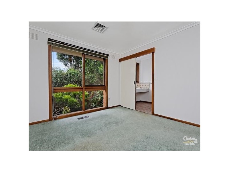 2/1 Eden Street, Cheltenham VIC 3192