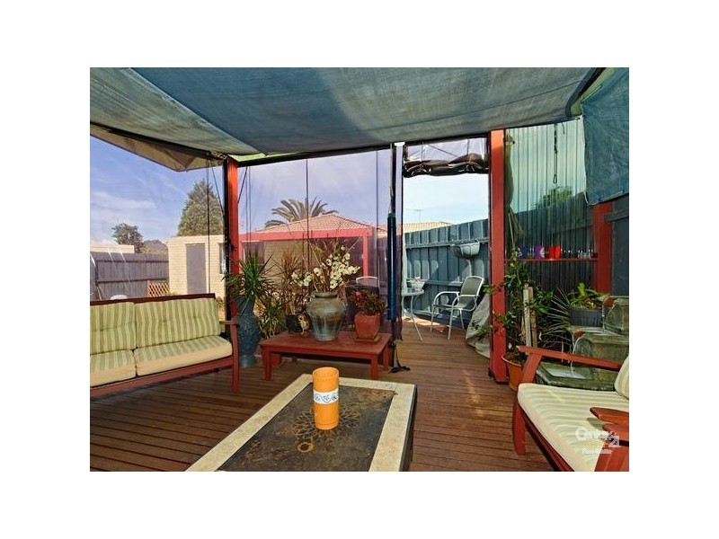 1/10 Harpley Street, Cheltenham VIC 3192