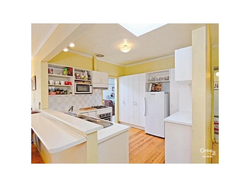 1/10 Harpley Street, Cheltenham VIC 3192