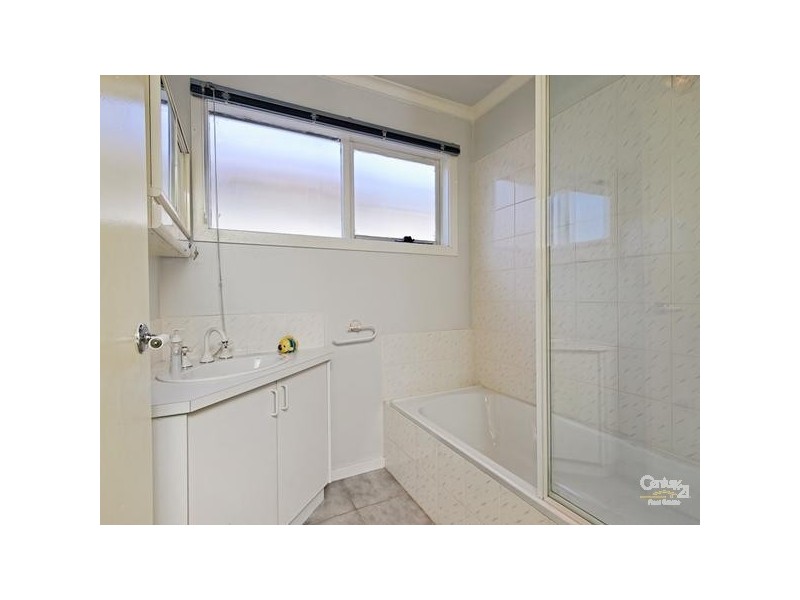 1/10 Harpley Street, Cheltenham VIC 3192