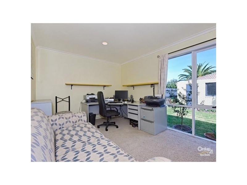 1/10 Harpley Street, Cheltenham VIC 3192