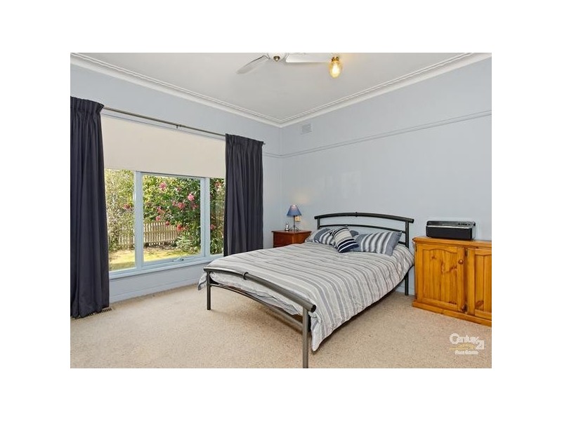 1/10 Harpley Street, Cheltenham VIC 3192