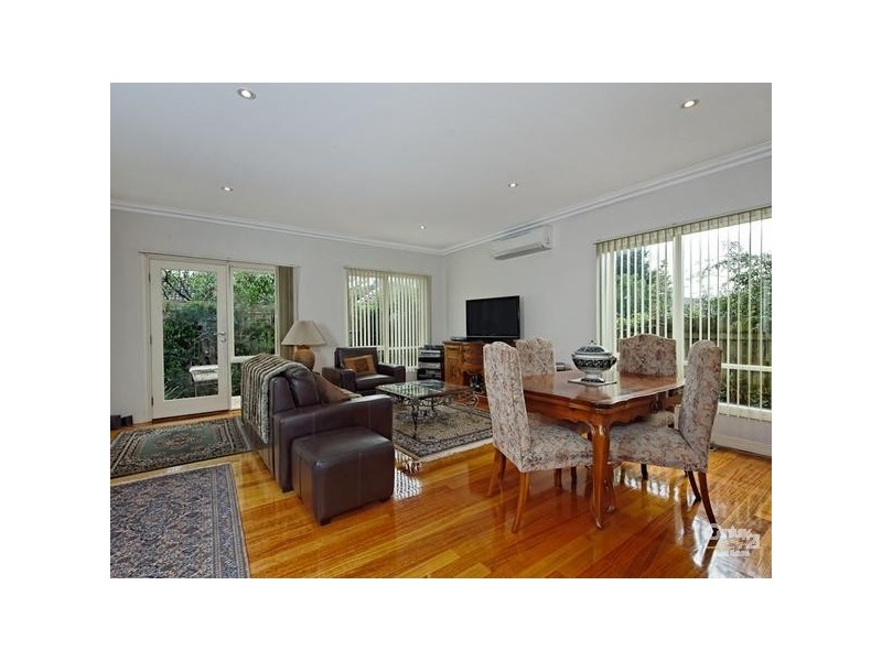 2/97 Wilson Street, Cheltenham VIC 3192