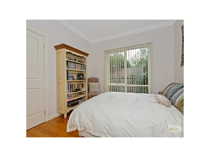 2/97 Wilson Street, Cheltenham VIC 3192