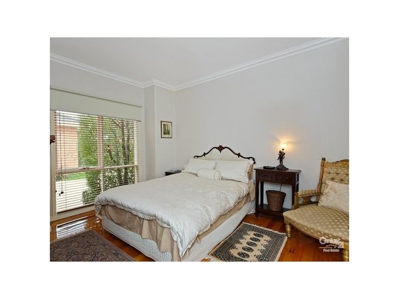 2/97 Wilson Street, Cheltenham VIC 3192