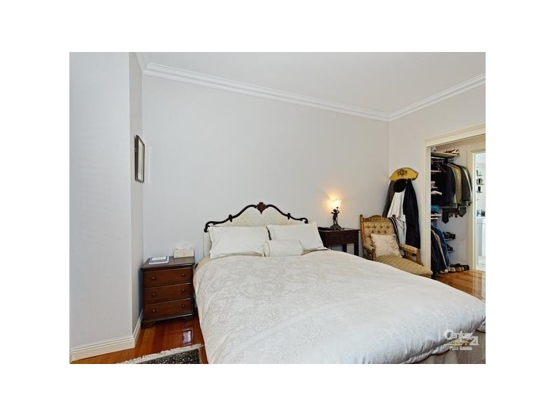 2/97 Wilson Street, Cheltenham VIC 3192