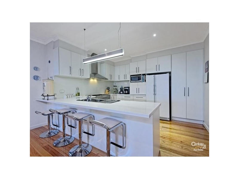 33 Wilson Street, Cheltenham VIC 3192