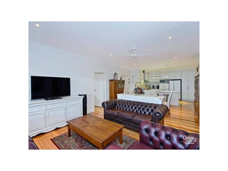 33 Wilson Street, Cheltenham VIC 3192