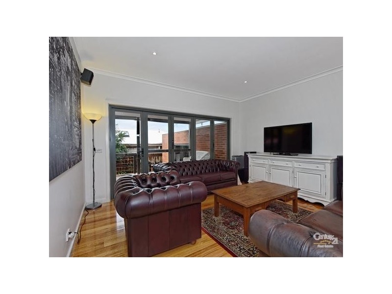 33 Wilson Street, Cheltenham VIC 3192