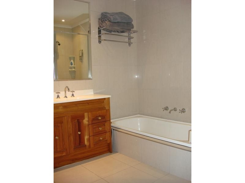 3/1 Eden Street, Cheltenham VIC 3192