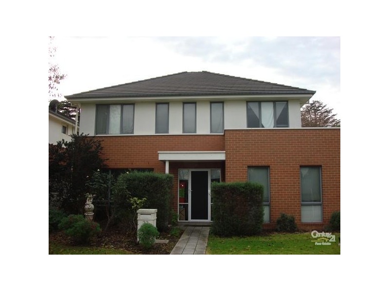 33 Carnoustie Parade, Heatherton VIC 3202