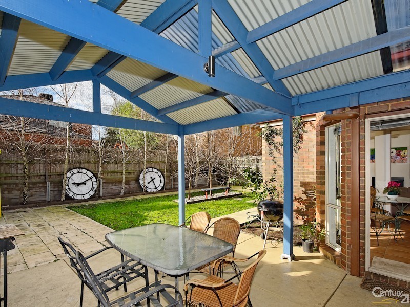 15 Baltusrol Circuit, Heatherton VIC 3202