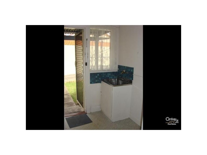 1/4 Woods Avenue, Mordialloc VIC 3195