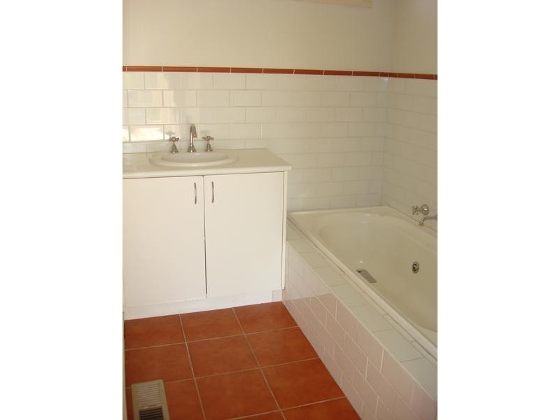 96 Thomas Street, Hampton VIC 3188