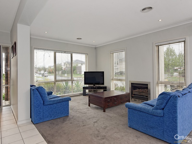 1 St Georges Crescent, Heatherton VIC 3202