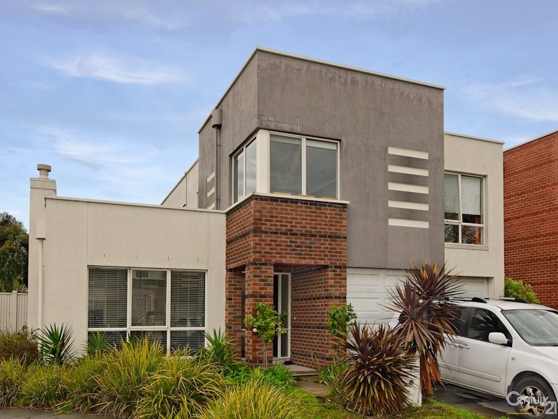 1 St Georges Crescent, Heatherton VIC 3202