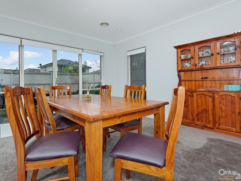 1 St Georges Crescent, Heatherton VIC 3202