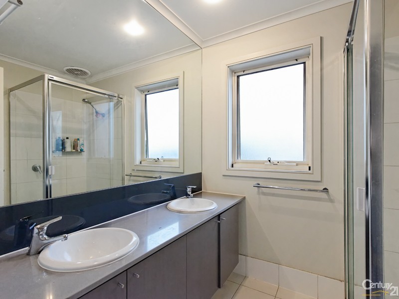 1 St Georges Crescent, Heatherton VIC 3202