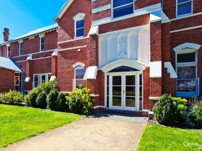 6/3 Evergreen Circuit, Cheltenham VIC 3192