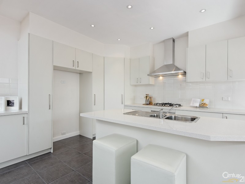 1/81 Lower Dandenong Road, Mentone VIC 3194