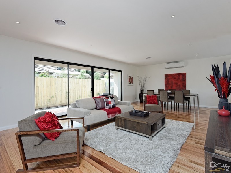 2/81 Lower Dandenong Road, Mentone VIC 3194