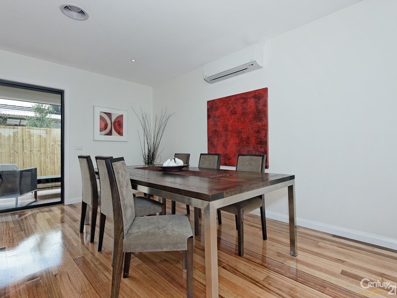 2/81 Lower Dandenong Road, Mentone VIC 3194