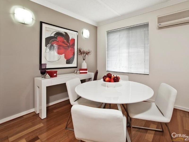 3/45 Railway Avenue, Oakleigh VIC 3166