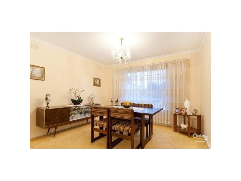 2 Willow Avenue, Cheltenham VIC 3192