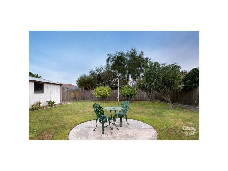 2 Willow Avenue, Cheltenham VIC 3192