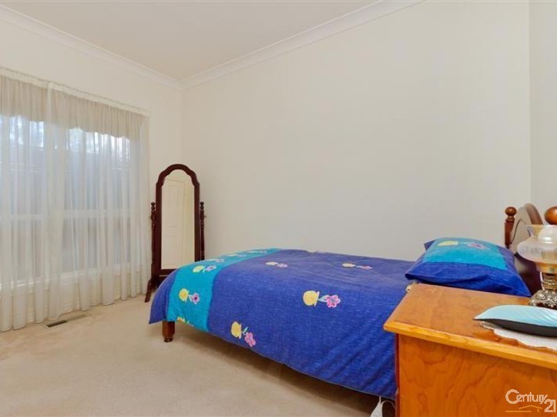 2B Alden Court, Cheltenham VIC 3192