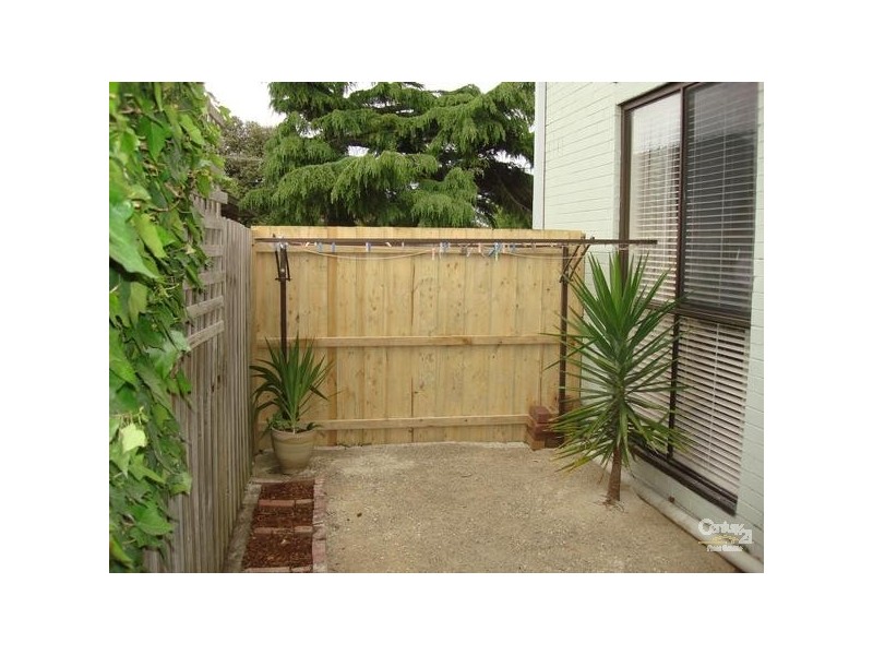 1/1 Ranleigh Court, Moorabbin VIC 3189