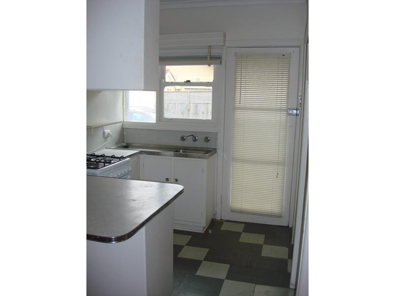 3/4 Woods Avenue, Mordialloc VIC 3195