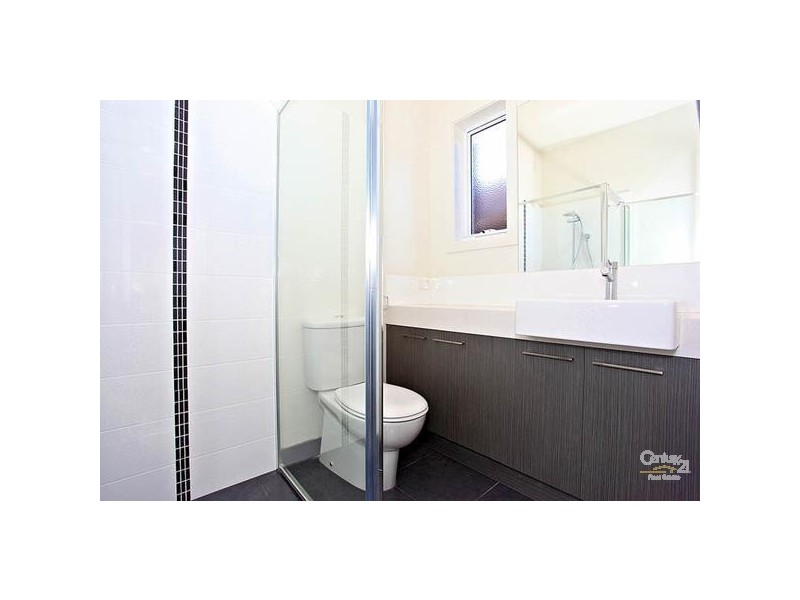 2/18 Wedd Street, Cheltenham VIC 3192