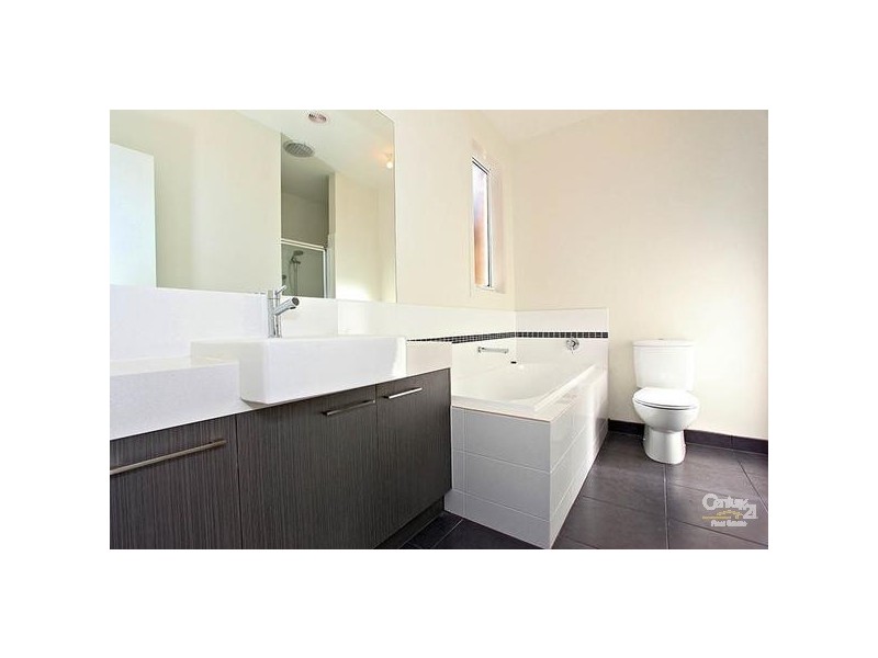 2/18 Wedd Street, Cheltenham VIC 3192