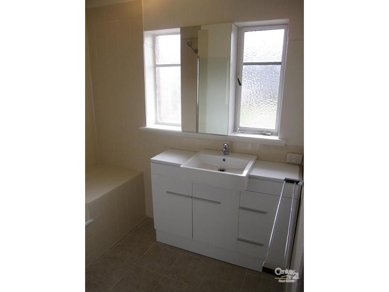 41 Thorburn Road, Hampton VIC 3188