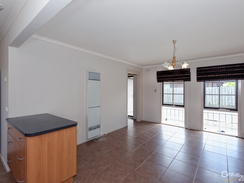 2/2 Fiona Court, Cheltenham VIC 3192