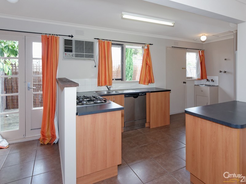 2/2 Fiona Court, Cheltenham VIC 3192