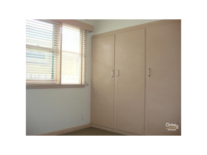 5/4 Woods Avenue, Mordialloc VIC 3195