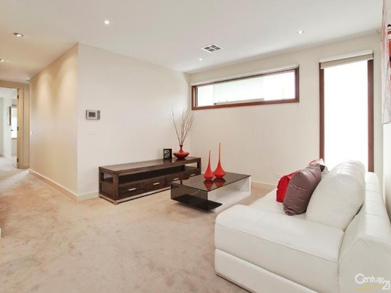 1/144 Weatherall Road, Cheltenham VIC 3192