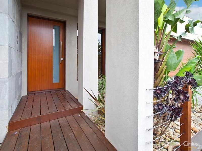 1/144 Weatherall Road, Cheltenham VIC 3192