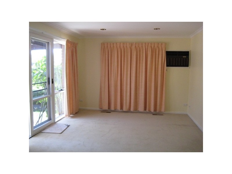 23 GLENMORGAN CLOSE, Clayton South VIC 3169