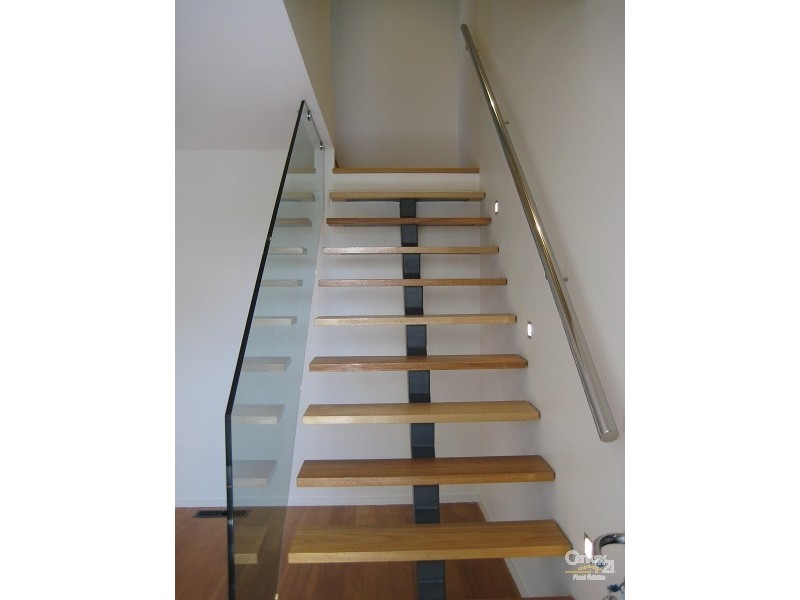 2/51 Schneider Crescent, Oakleigh South VIC 3167