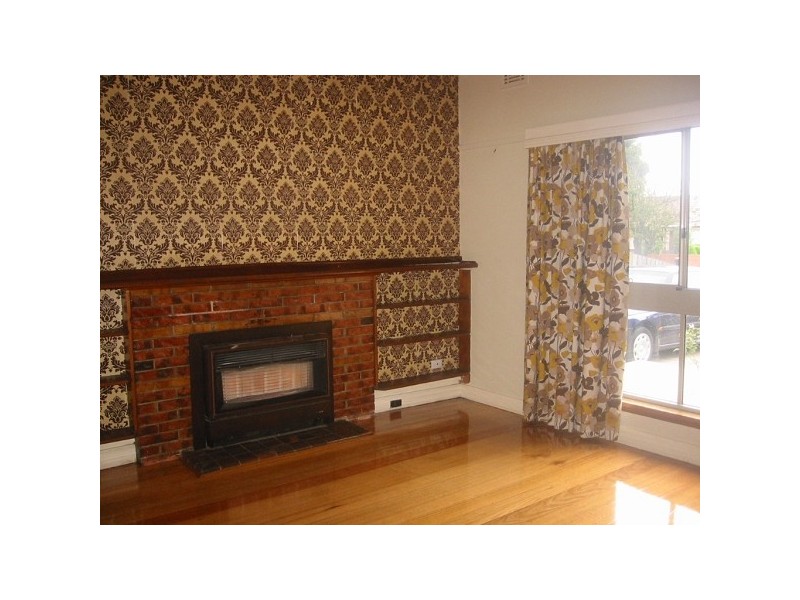 9 NEWPORT ROAD, Clayton South VIC 3169