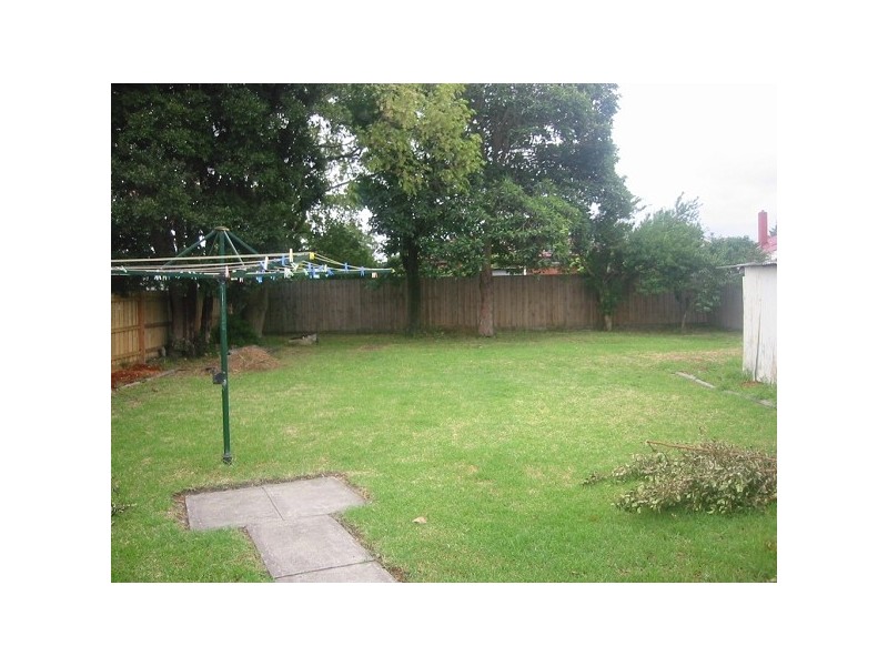 9 NEWPORT ROAD, Clayton South VIC 3169