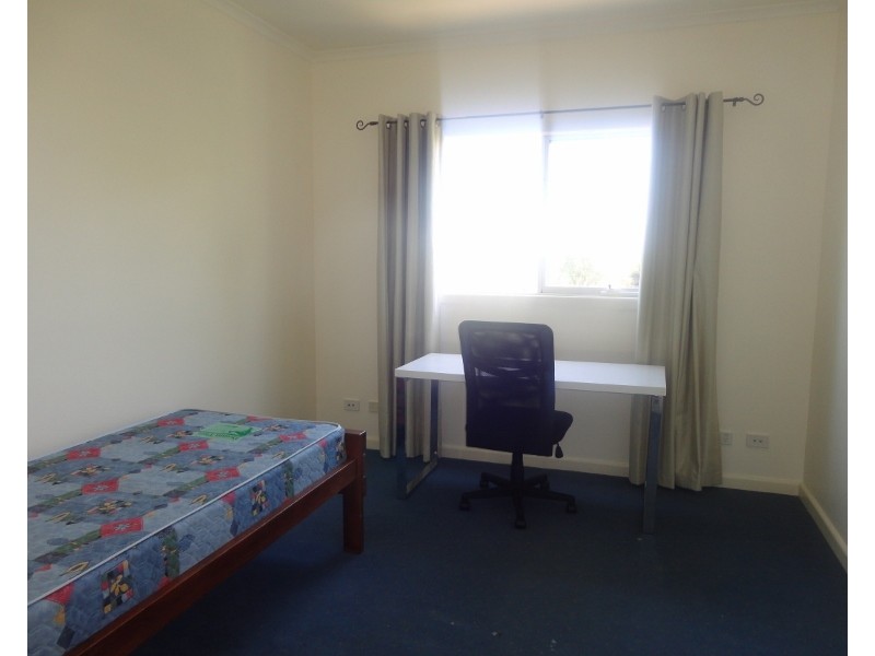 F16/2015 Dandenong Road, Clayton VIC 3168