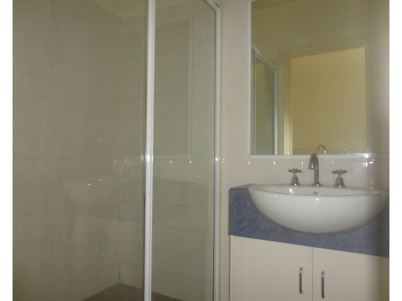 F16/2015 Dandenong Road, Clayton VIC 3168