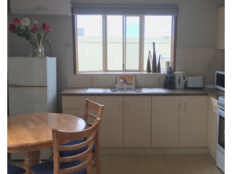 4a Kerribree Court, Clayton South VIC 3169