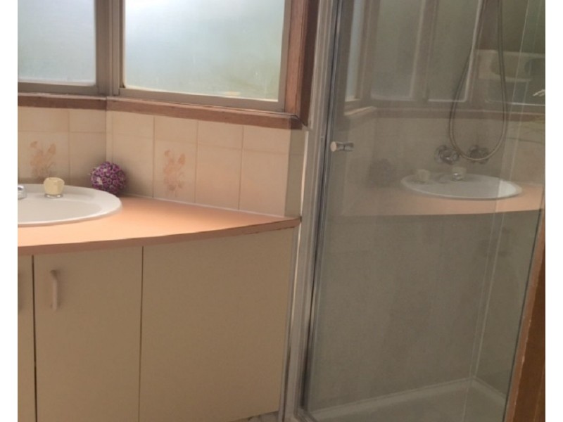 4a Kerribree Court, Clayton South VIC 3169