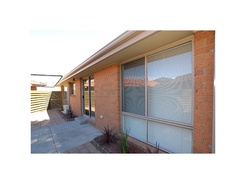 Unit 7 / 2 Cunningham Place, Oakleigh South VIC 3167