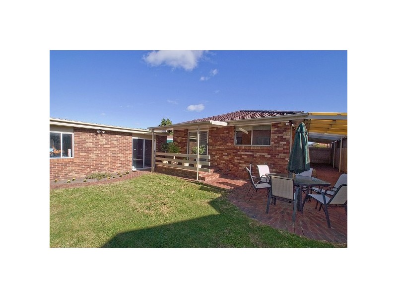 23 Sandalwood Drive, Oakleigh South VIC 3167